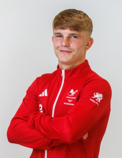 Owain Harris-Allan Turns Professional